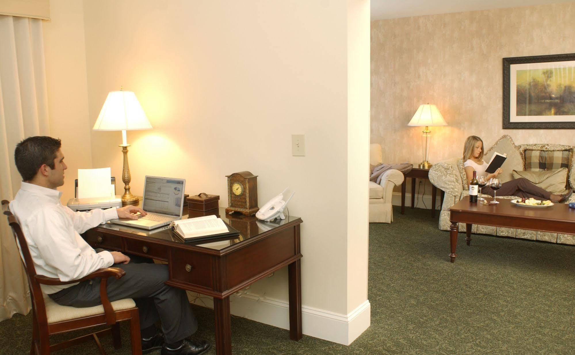 Collegian Hotel & Suites, Trademark Collection By Wyndham سيراكيوز المظهر الخارجي الصورة